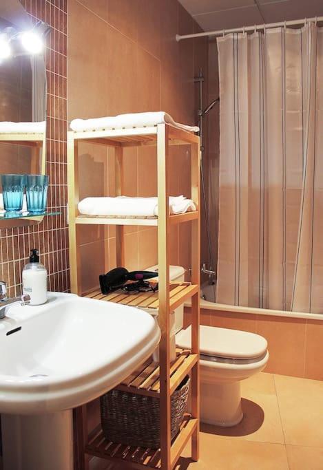 Fancy Apartment In A Historic House, Chiclana City Center By C. Dreams Chiclana de la Frontera Kültér fotó