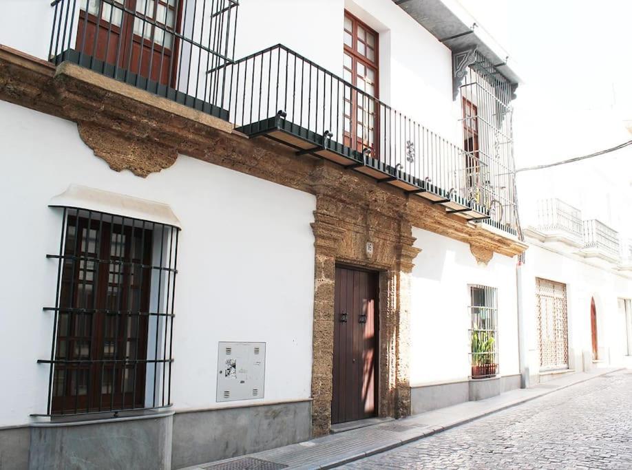 Fancy Apartment In A Historic House, Chiclana City Center By C. Dreams Chiclana de la Frontera Kültér fotó